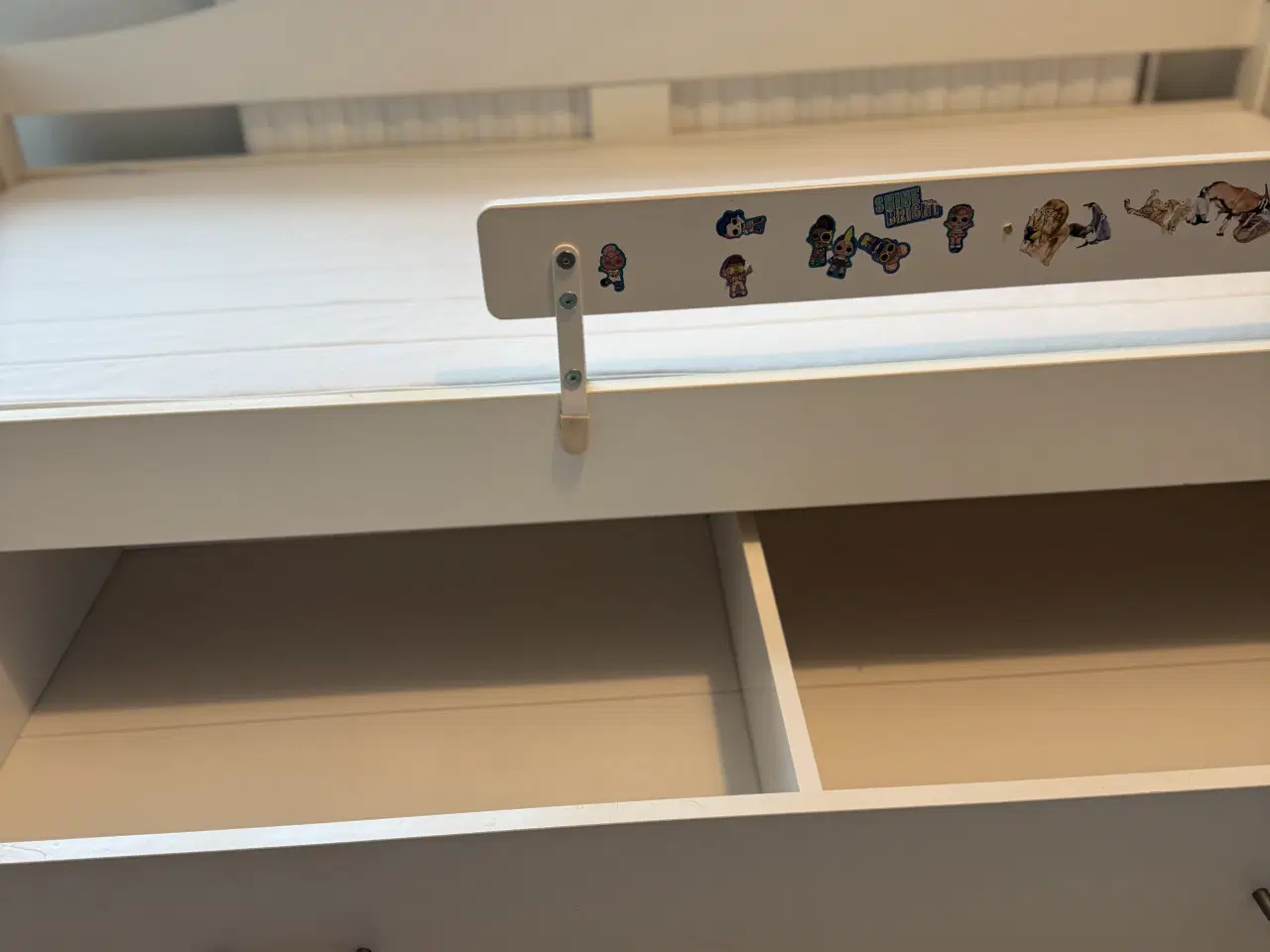 Billede 2 - Rigtig fin juniorseng