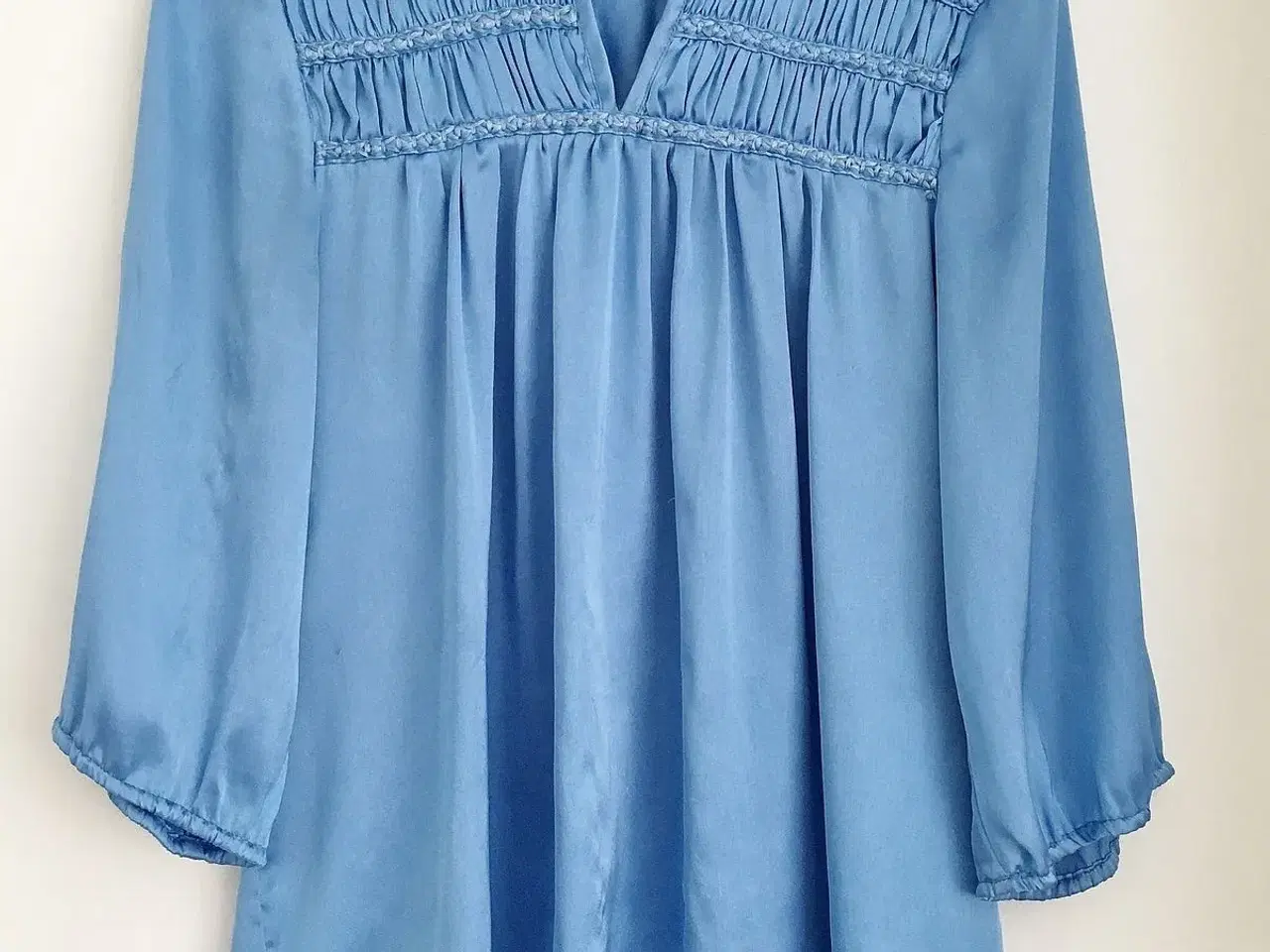 Billede 2 - Smuk bluse sælges