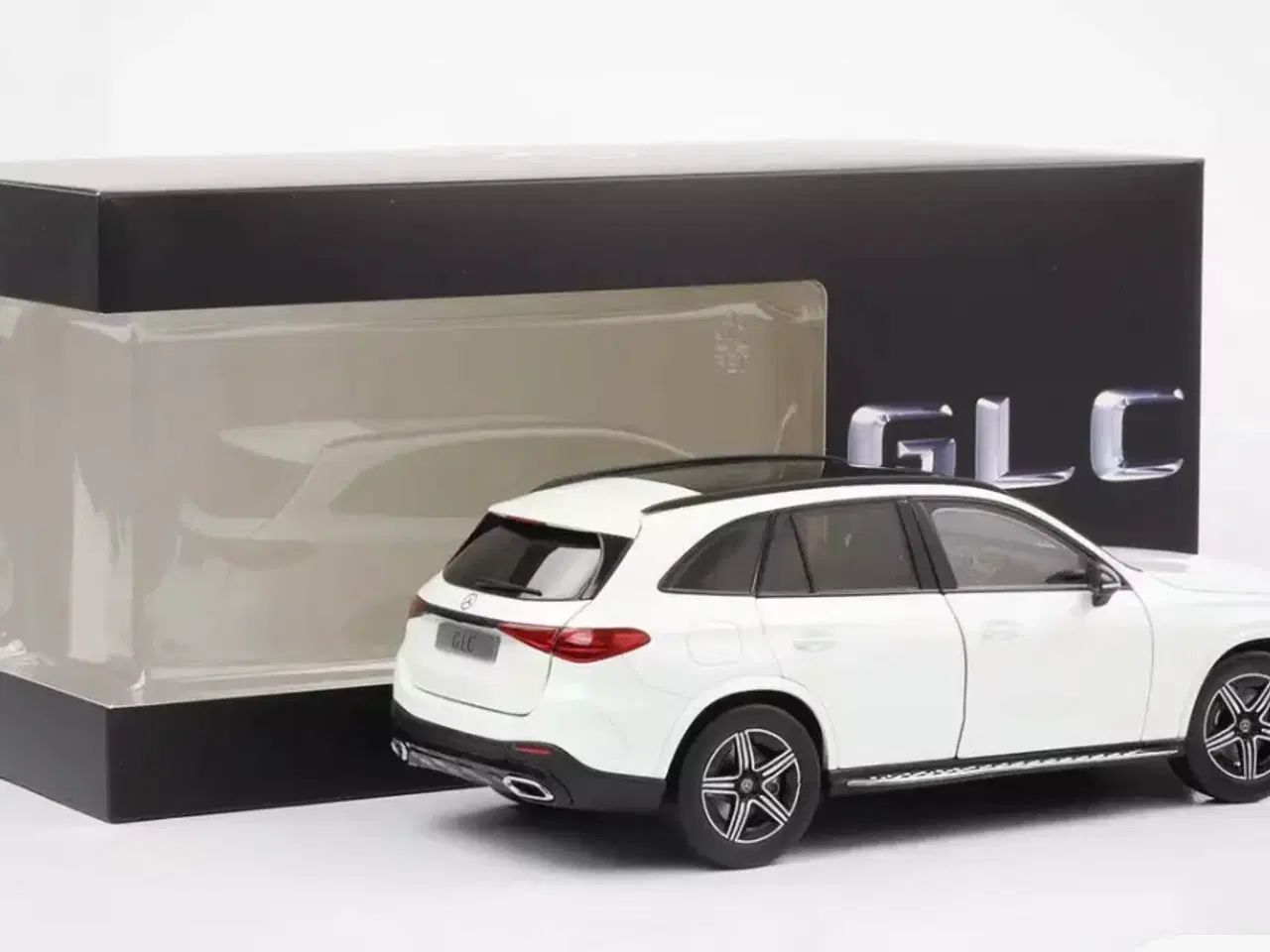 Billede 1 - 1:18 Mercedes GLC AMG Line X254 2023