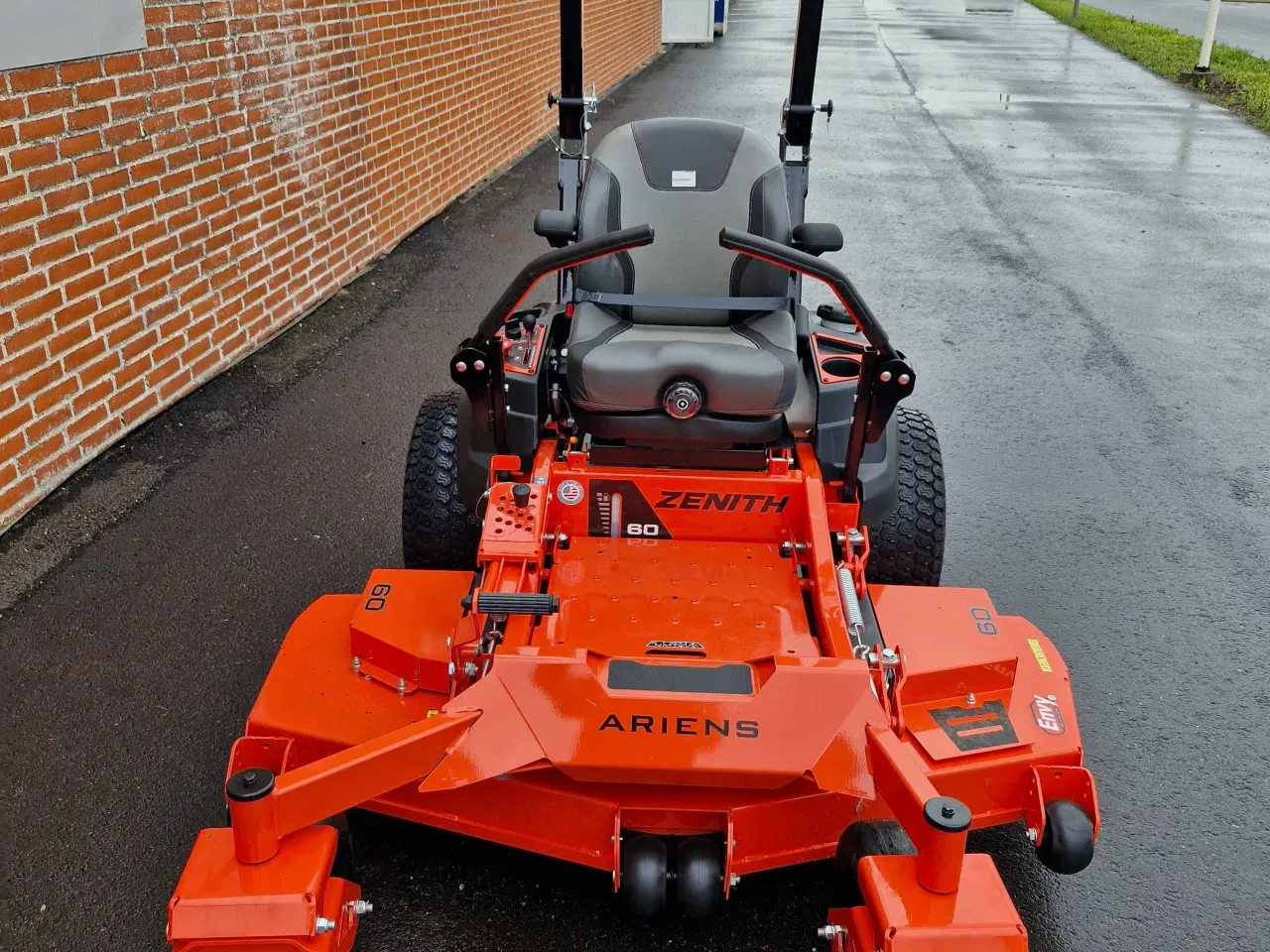Billede 2 - Ariens ZENITH PRO Zero-turn 