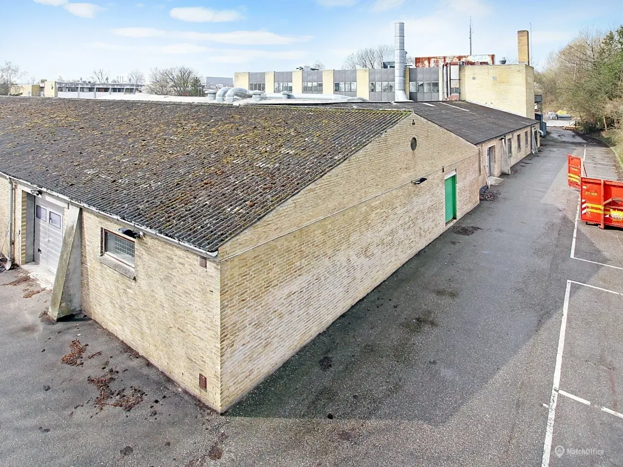 Billede 4 - Pæne kontor- og lagerlokaler samt større udenomsareal