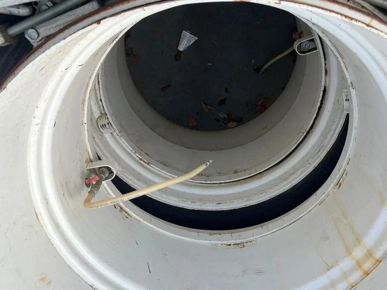 Billede 7 - Tvillingehjul 650/85R42 650/85R42 med ca 80% dæk og 12stk låse. Rigtigt fint sæt tvillinghjul.