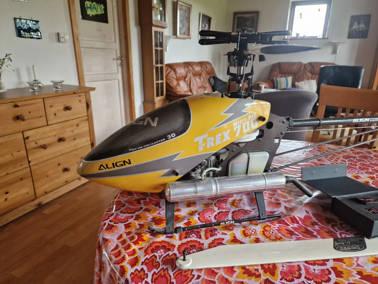 Billede 4 - Fjernstyret helikopter, trex align 700