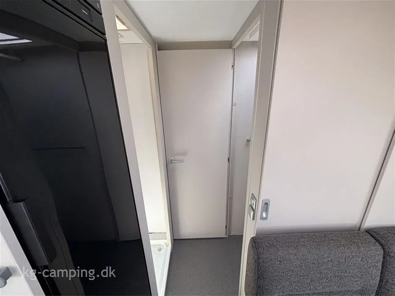 Billede 13 - 2023 - Adria Adora 673 PK Twin   GIV DINE TEENAGERE DERES EGET VÆRELSE I CAMPINGVOGNEN