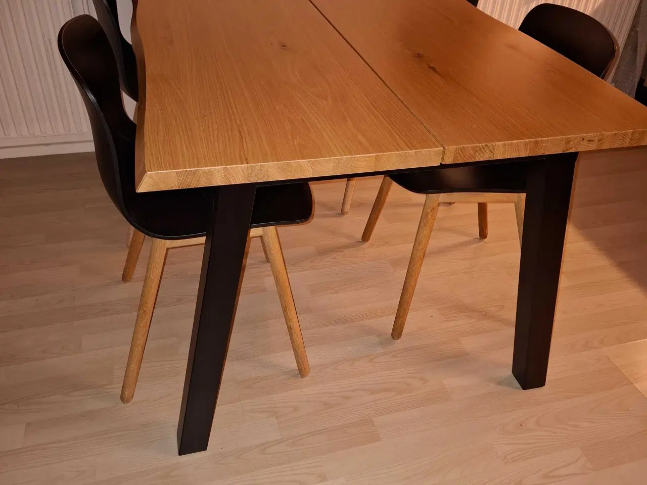 Billede 1 - Spisebord