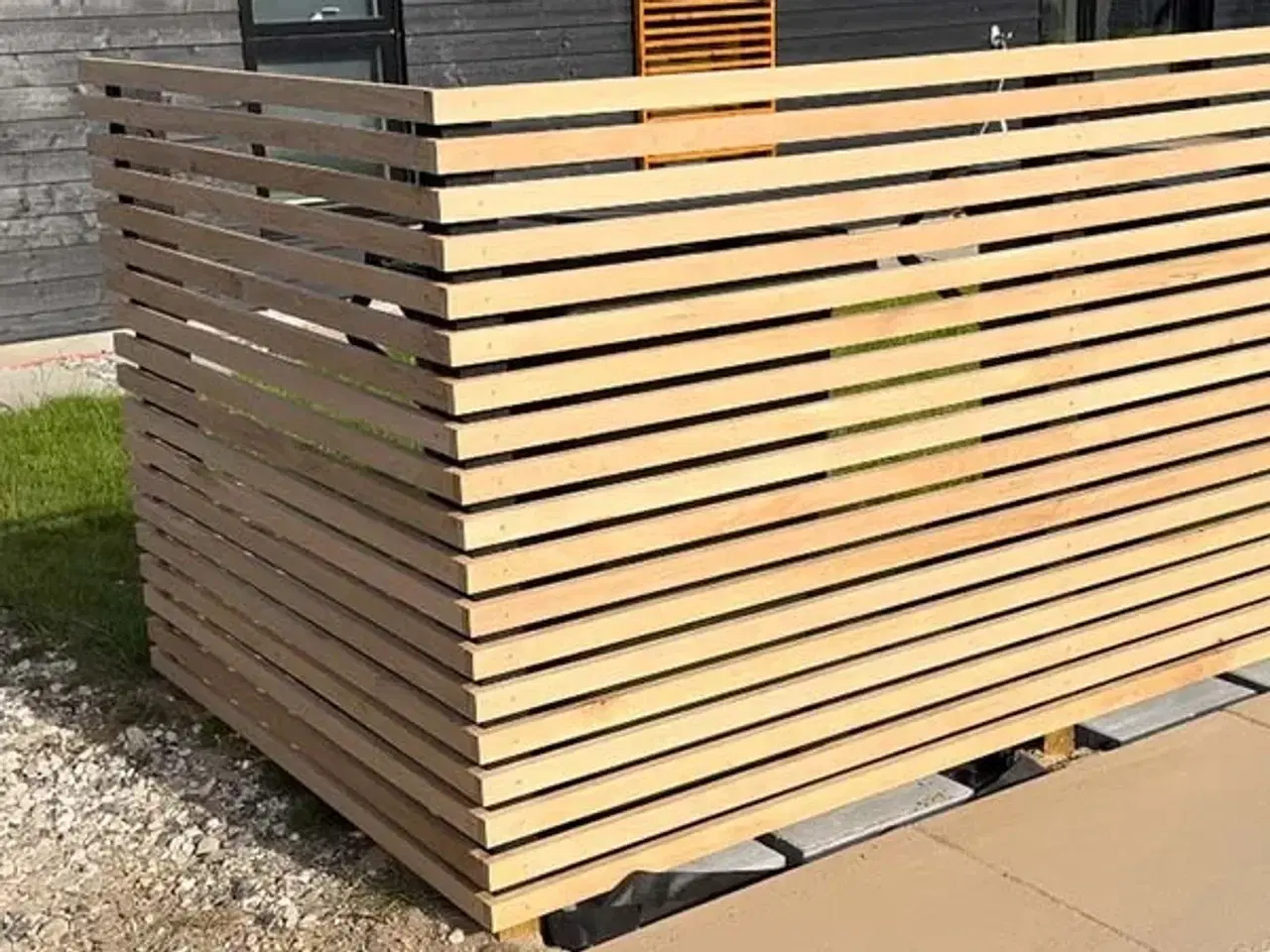 Billede 3 - Affaldsskjuler, egetræ - hele DK