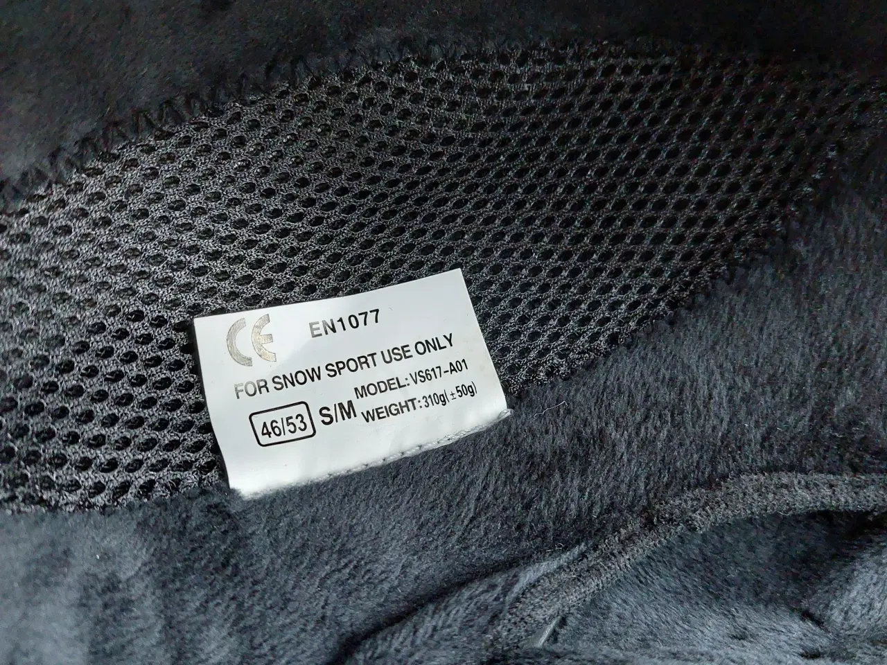 Billede 4 - Skihjelme og skibriller til børn + gode ski sokker