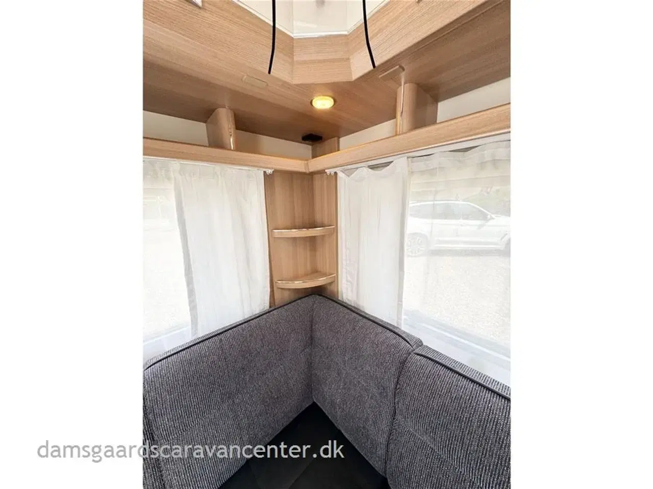 Billede 7 - 2019 - LMC Musica 470 D   Franskseng-Gulvtemp.-Mover-Telt