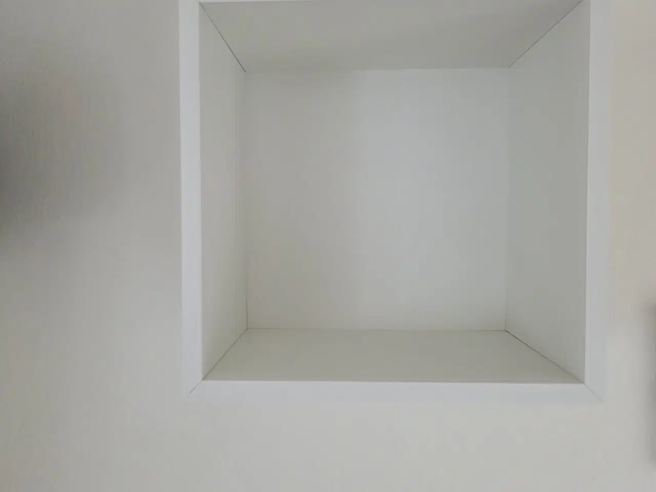 Billede 1 - Svævehylder