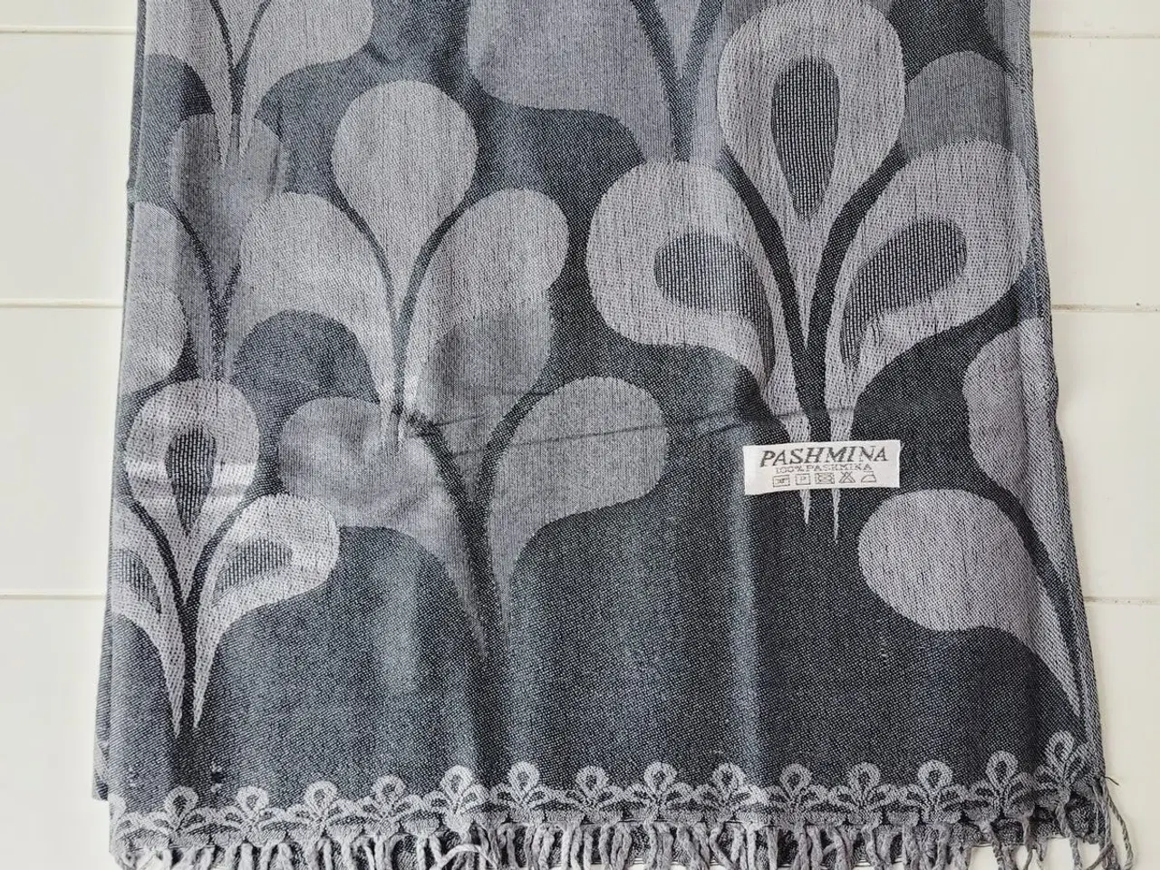 Billede 5 - ⭐️- Elegant og Blødt Pashmina Tørklæde - UBRUGT