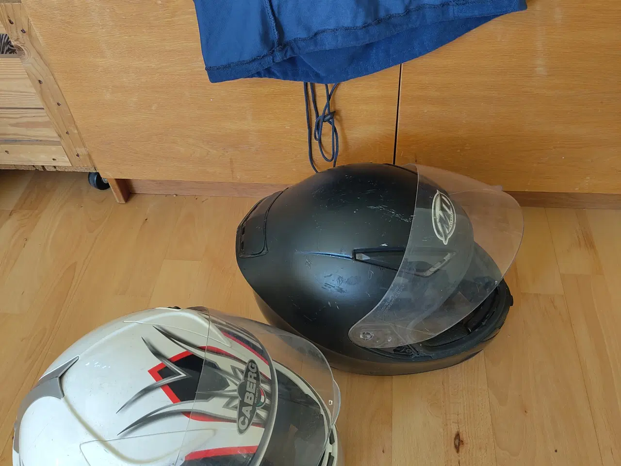 Billede 5 - Åben retro hjelm og 2.alm hjelme