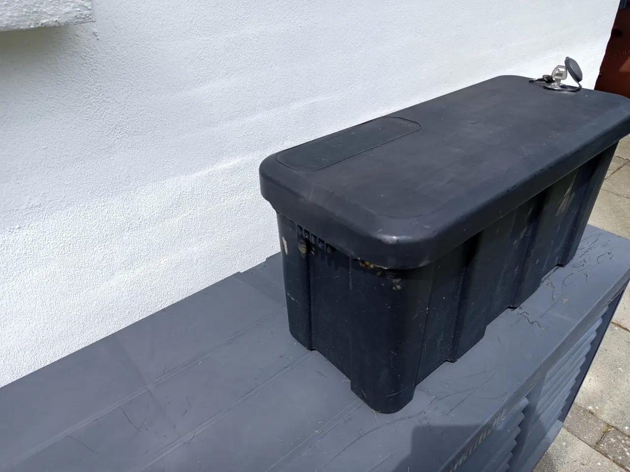 Billede 4 - Værktøjskasse/ batterikasse til trailer