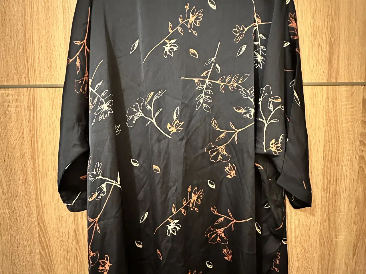 Billede 1 - Smuk tunika/kjole str. 48 som ny