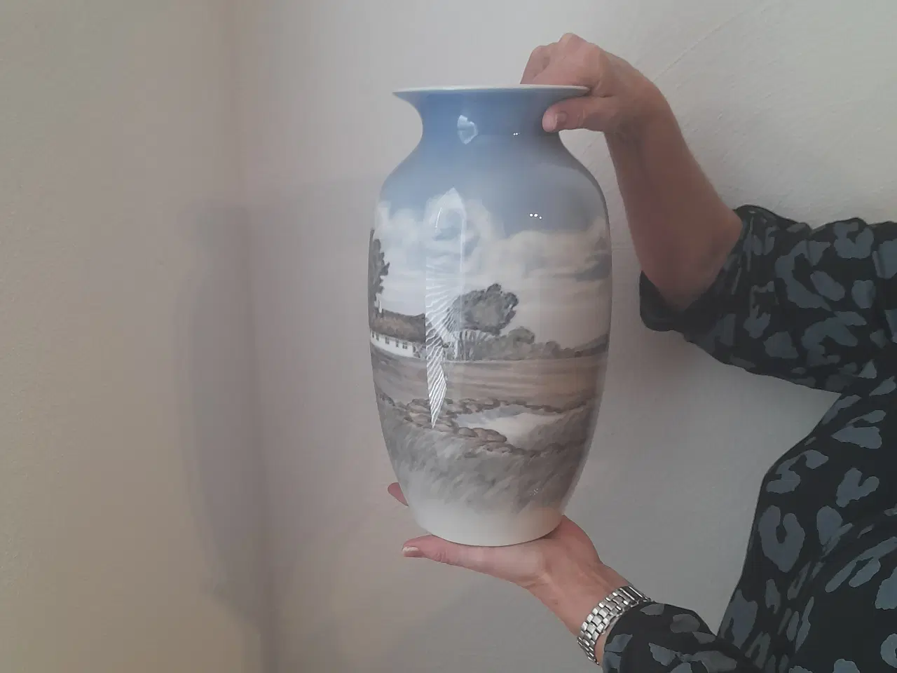 Billede 2 - To store flotte Vaser