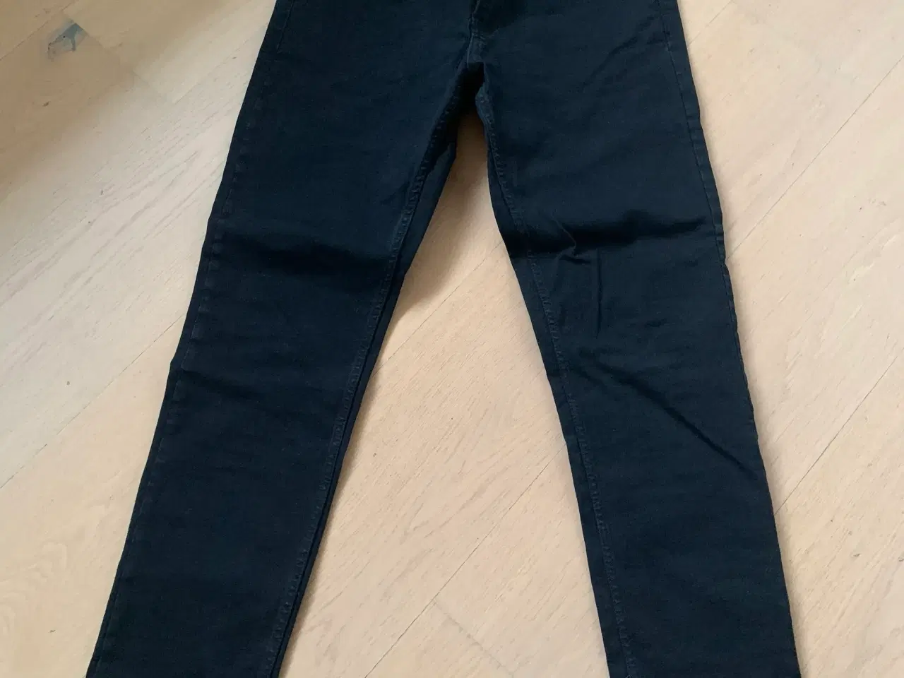 Billede 1 - Nye Morgan jeans med strech, 33/30, sort