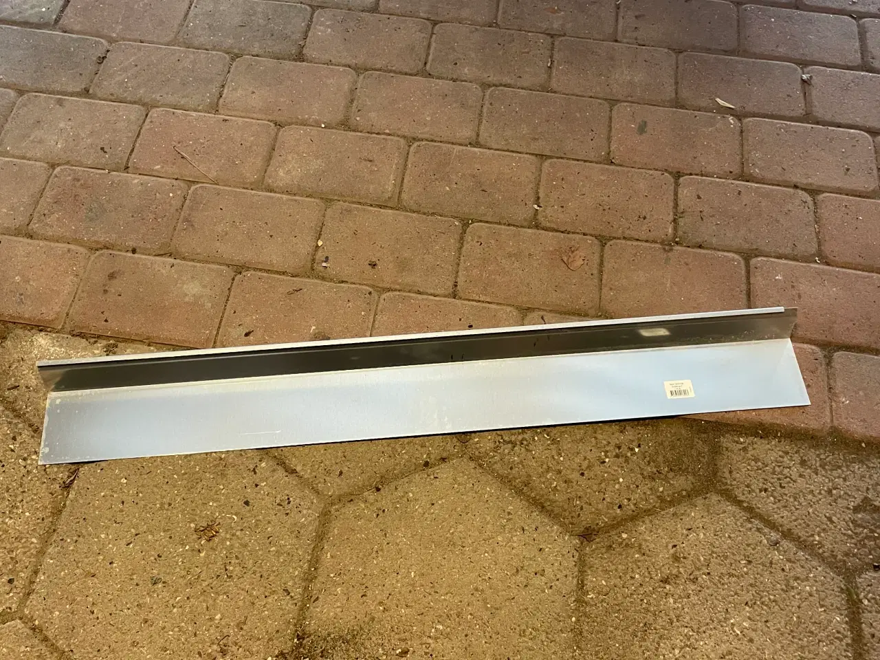 Billede 2 - Icopal alu tagfod 1 meter lang, 10 cm dyb. 