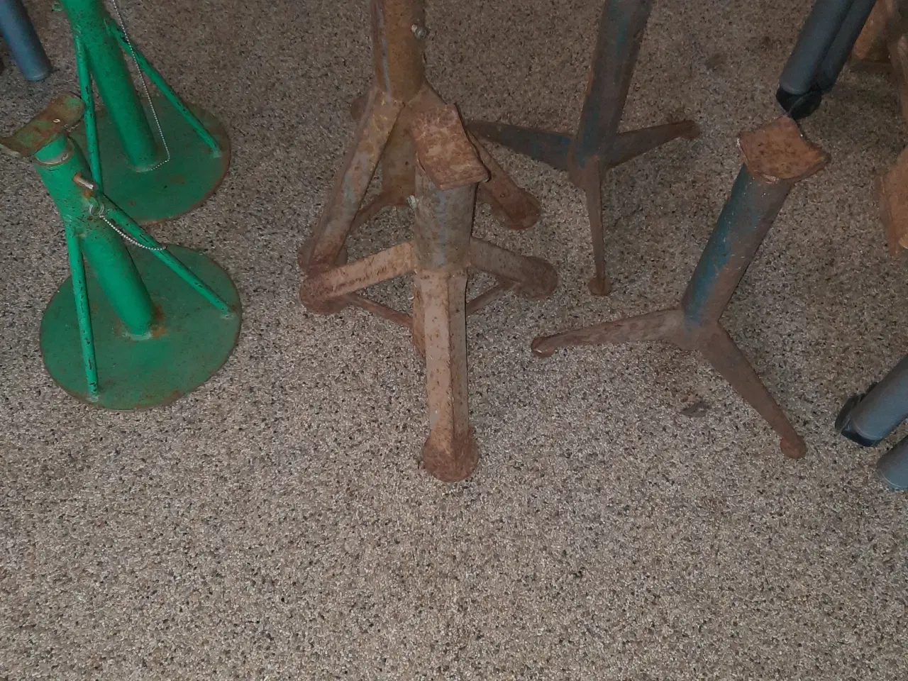 Billede 1 - 6 styk gamle autobukker