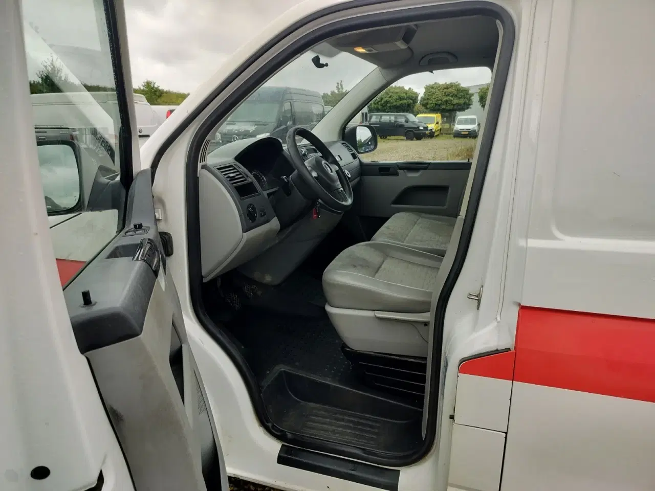 Billede 5 - VW Transporter 2,0 TDi 84 Kassevogn kort