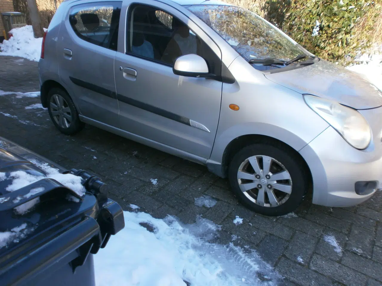 Billede 2 - Suzuki Alto 1,0 5 Dørs Årg.2012