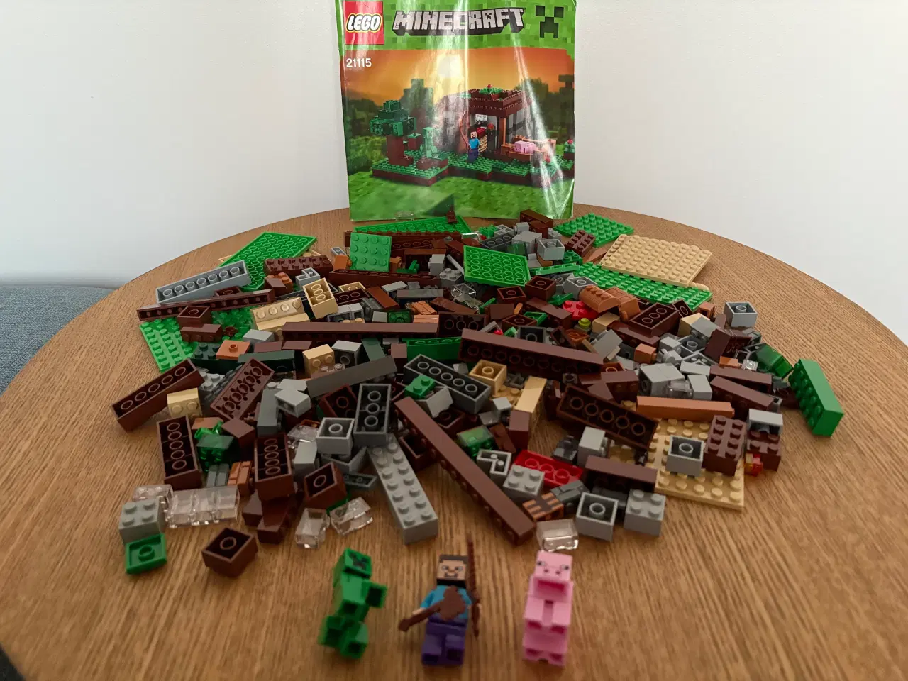 Billede 1 - LEGO Minecraft – The First Night (21115) – æske