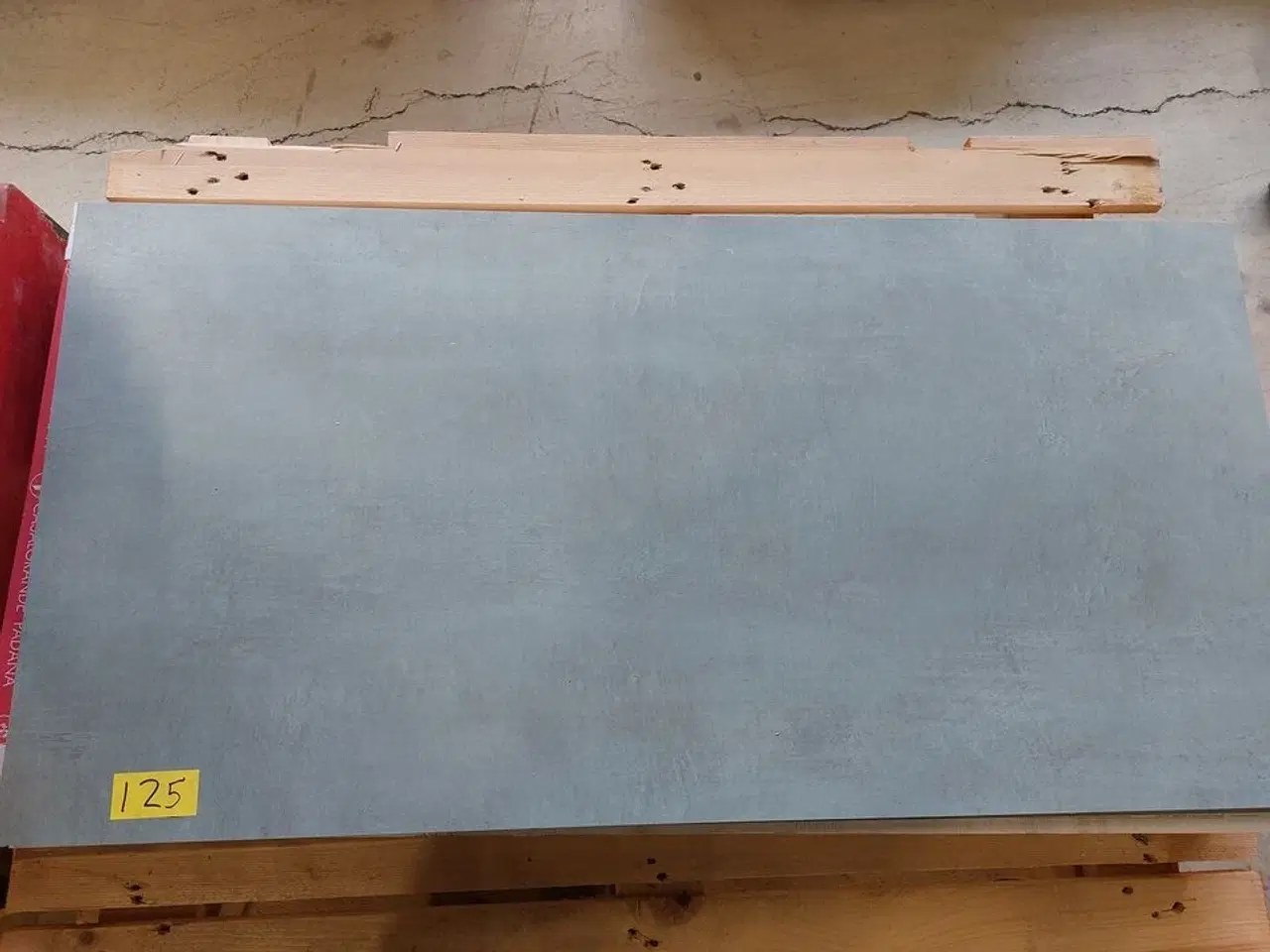 Billede 1 - Fliser grøn med aftegninger 60x120cm