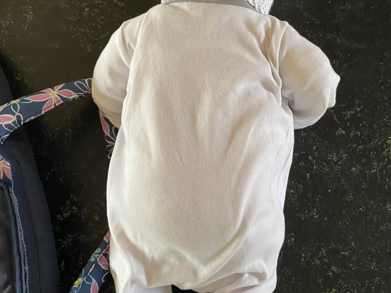 Billede 5 - Dukke med taskeseng