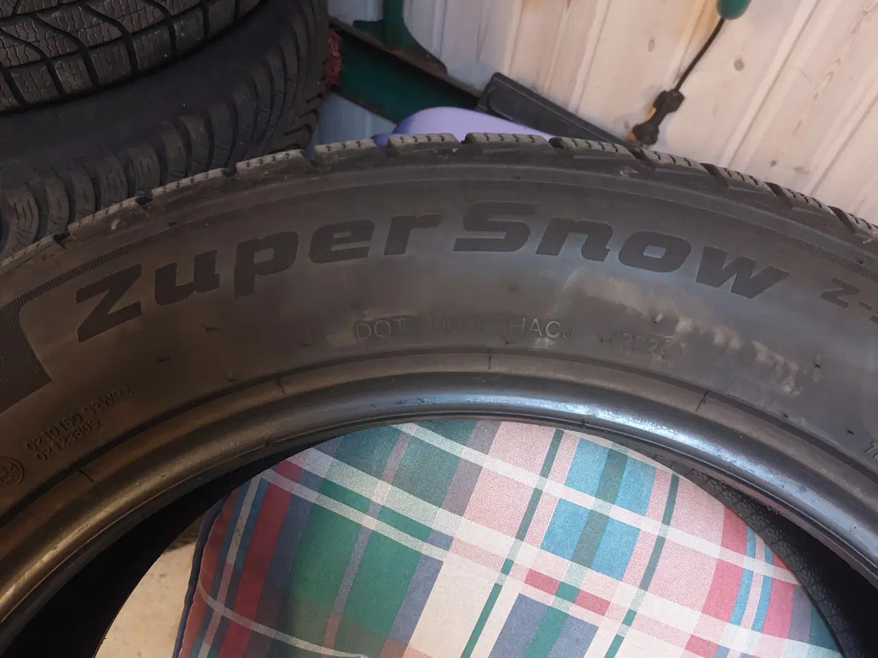 Billede 2 - 4 vinterdæk West Lake zuper snow