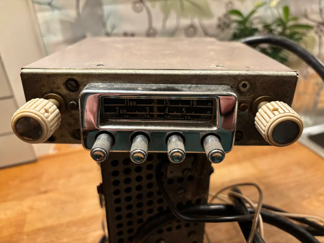 Billede 2 - Bilradio til ældre bil