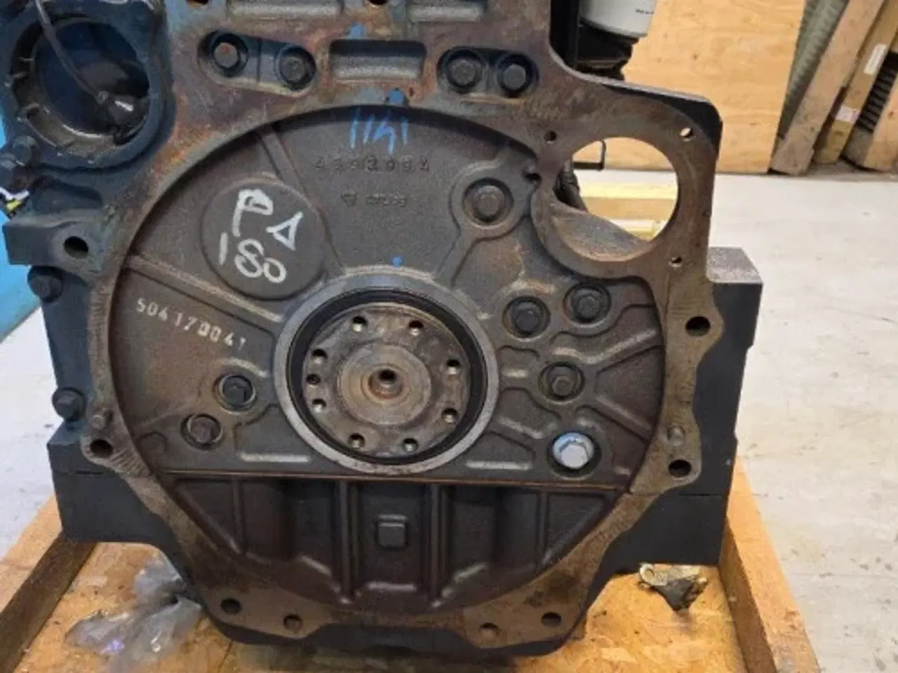 Billede 17 - Iveco F4DE0684B*D Motor