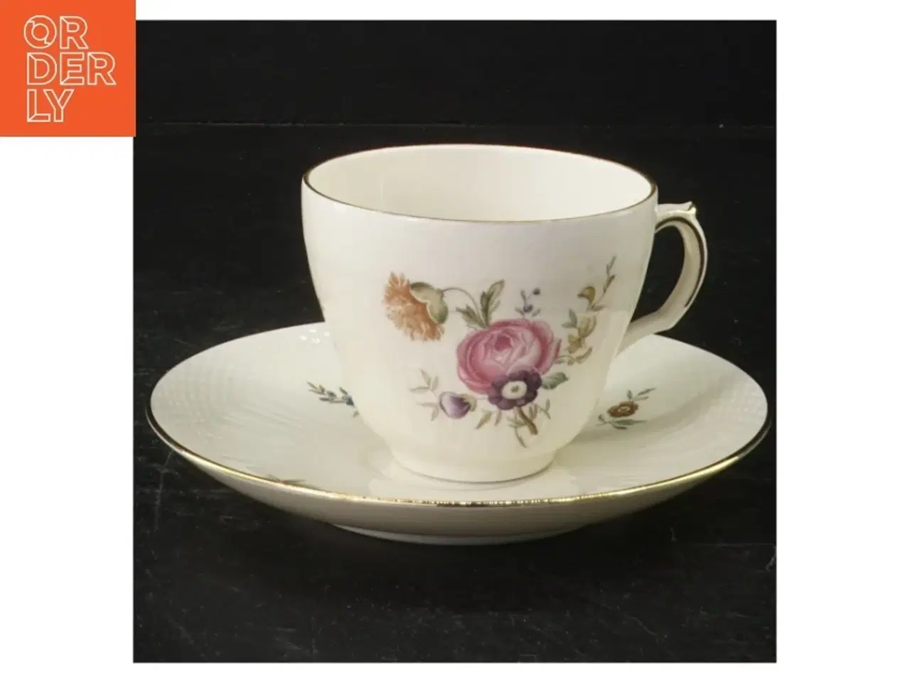 Billede 3 - Porcelænskopper med underkopper fra Royal Copenhagen