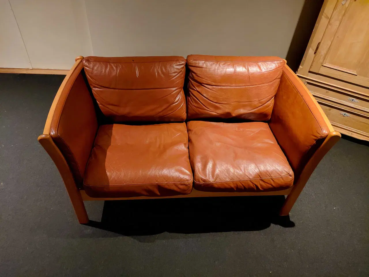 Billede 1 - Tremmesofa m læderbetræk