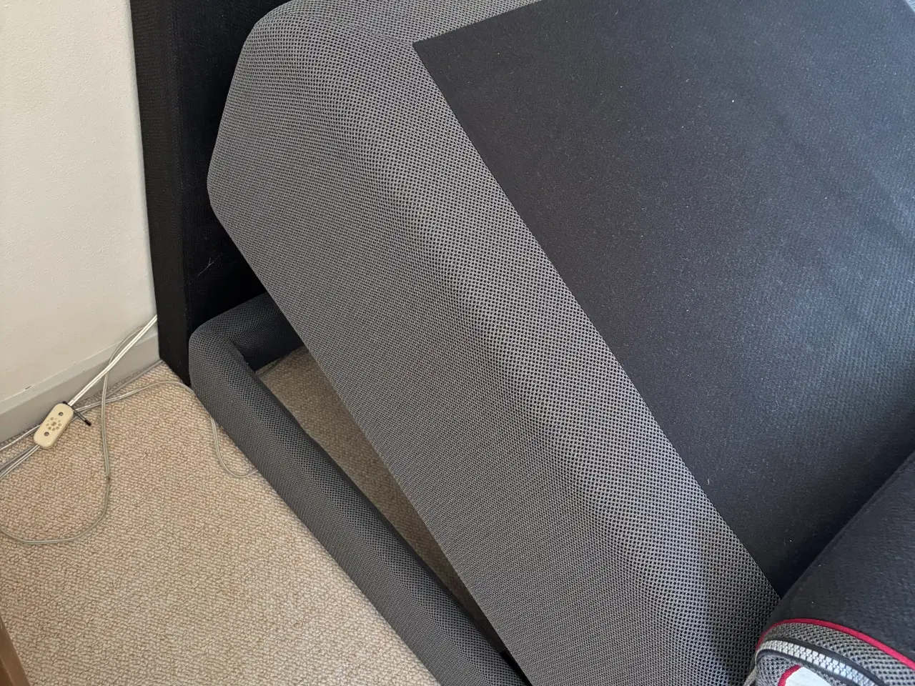 Billede 1 - Elevationsseng med rullemadras