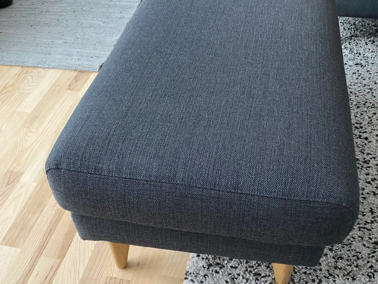 Billede 3 - Sofa og puf - AFHENTES TORSDAG/FREDAG FORMIDDAG