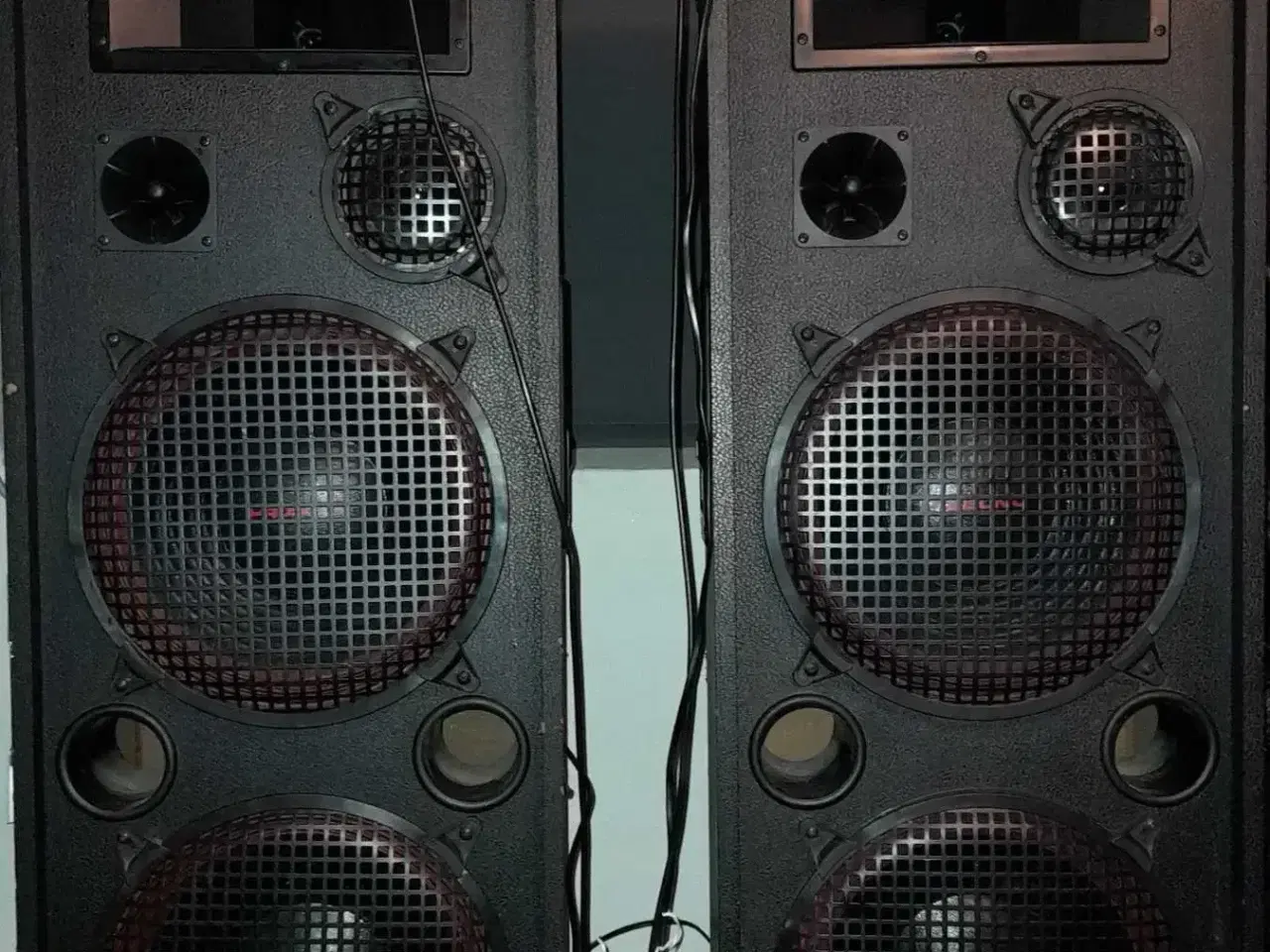 Billede 3 - Udlejes - Festhøjtaler 150W XOOM STEREO BOX