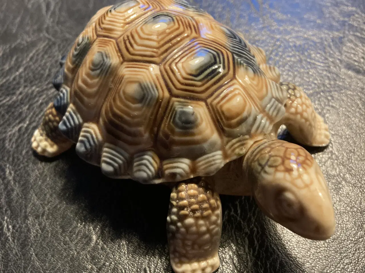 Billede 1 - Skildpadde i porcelæn - lågskål