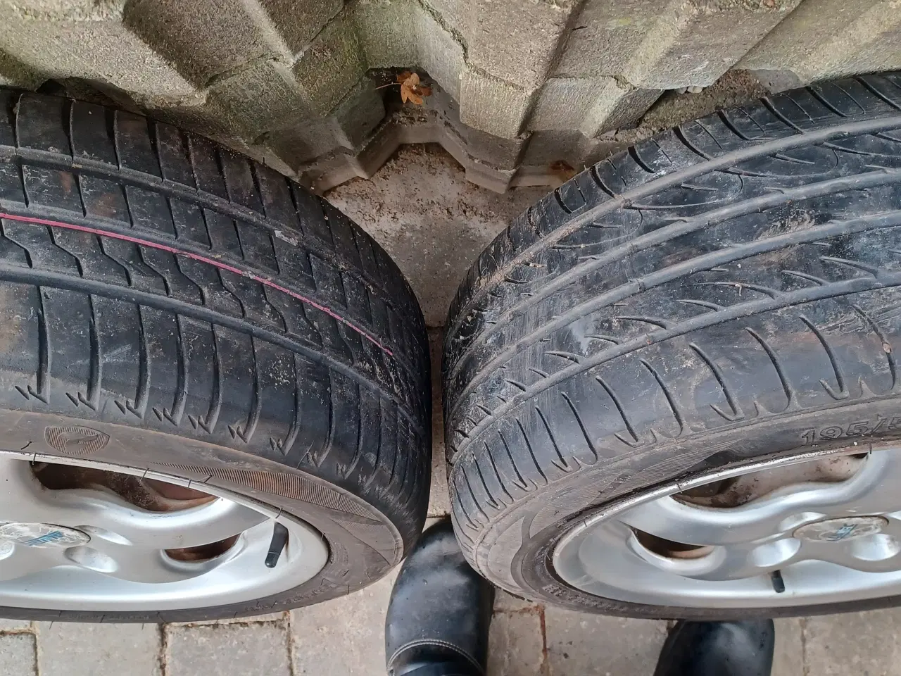Billede 4 - Peugeot / Citroen alufælge med sommerdæk.