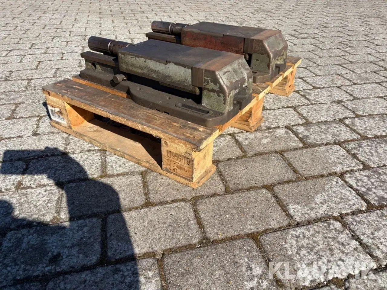 Billede 3 - Maskineskruestikke uden Palle 2 styk.