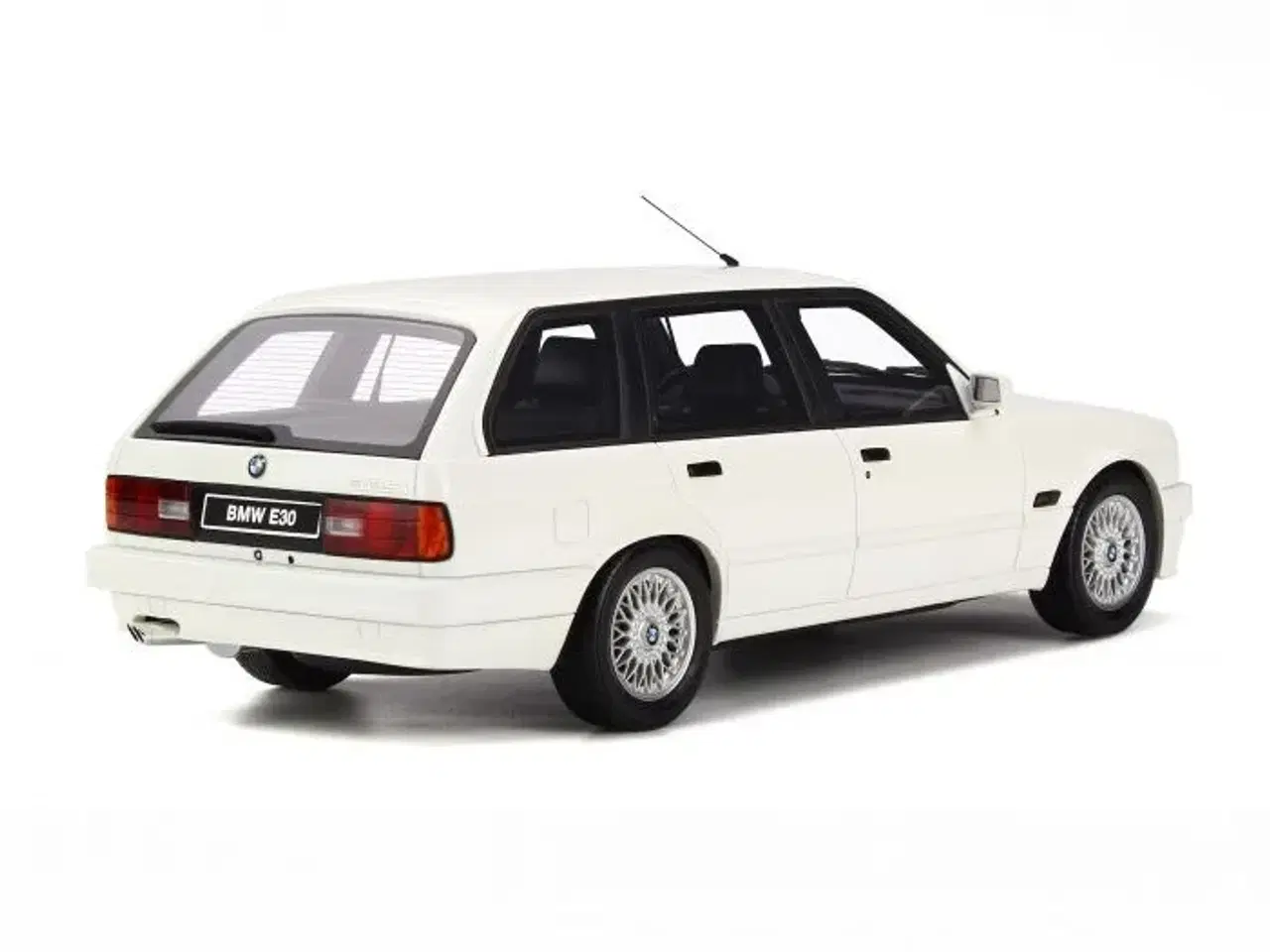 Billede 2 - 1991 BMW 325i E30 Touring M Pack 1:18