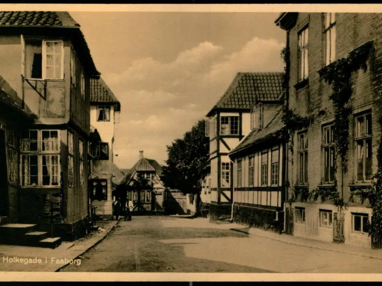 Billede 1 - Holkegade i Faaborg  - F.C. Alstrøms Bogh. 330 - Ubrugt