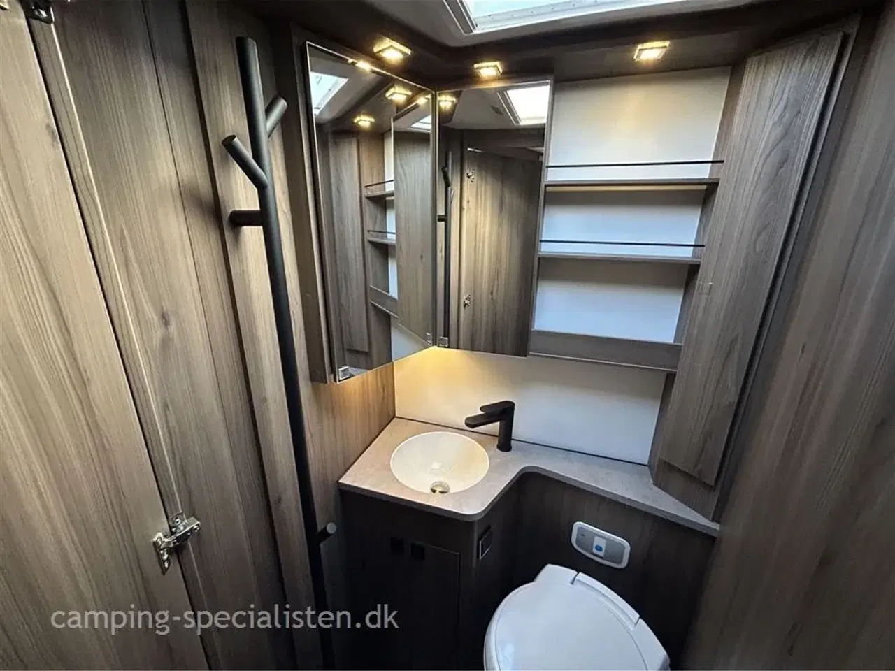 Billede 12 - 2026 - Kabe Imperial i790 LQB   Kabe Imperial i790 LQB model 2026 kan nu ses hos Camping-Specialisten