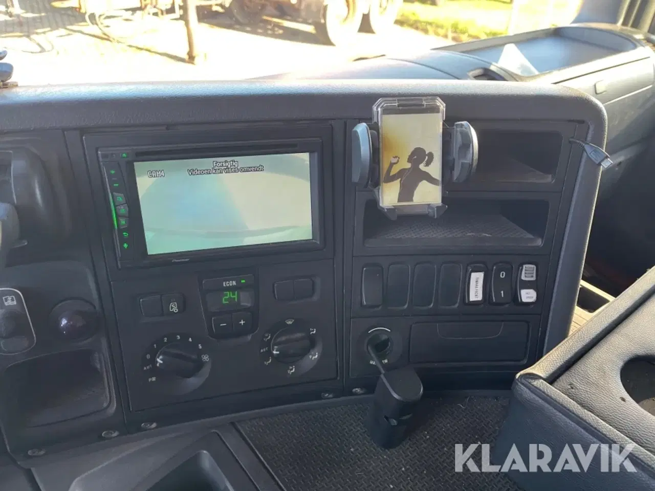 Billede 11 - Lastbil Scania P380 med kran og lad