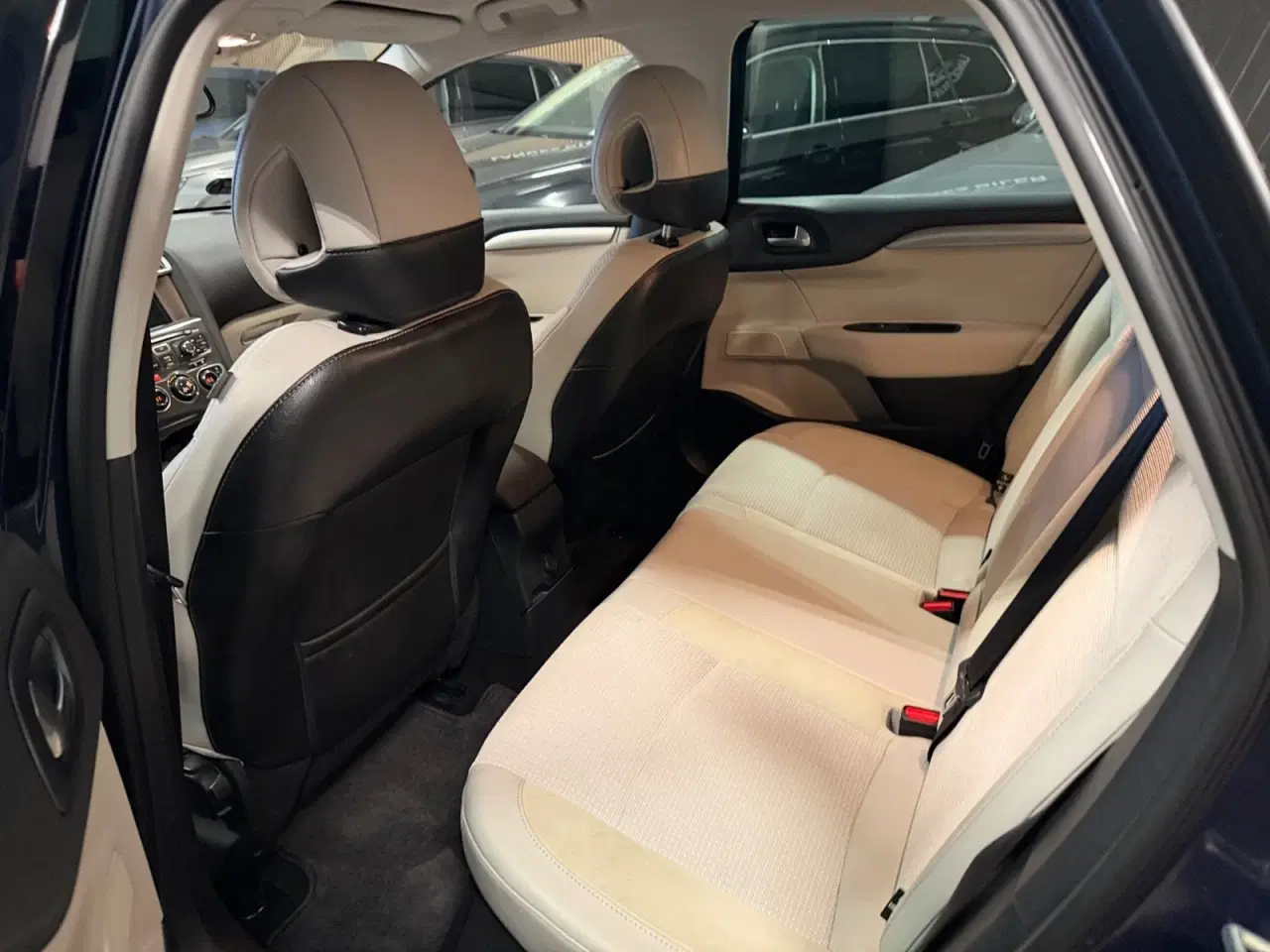 Billede 12 - Citroën C4 1,6 e-HDi 115 Airdream Exclusive