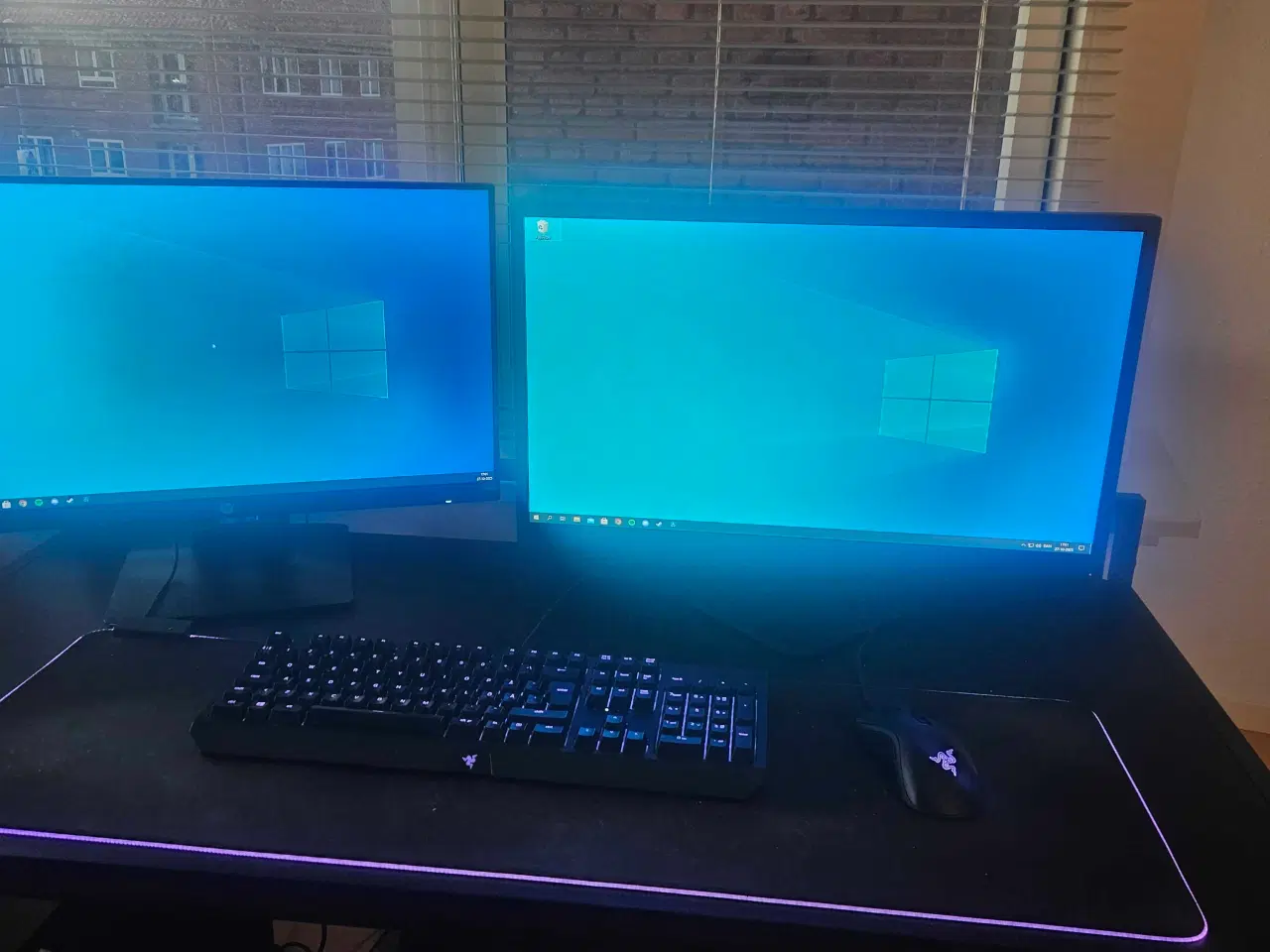 Billede 1 - Stationær PC med 2 skærme + tilbehør