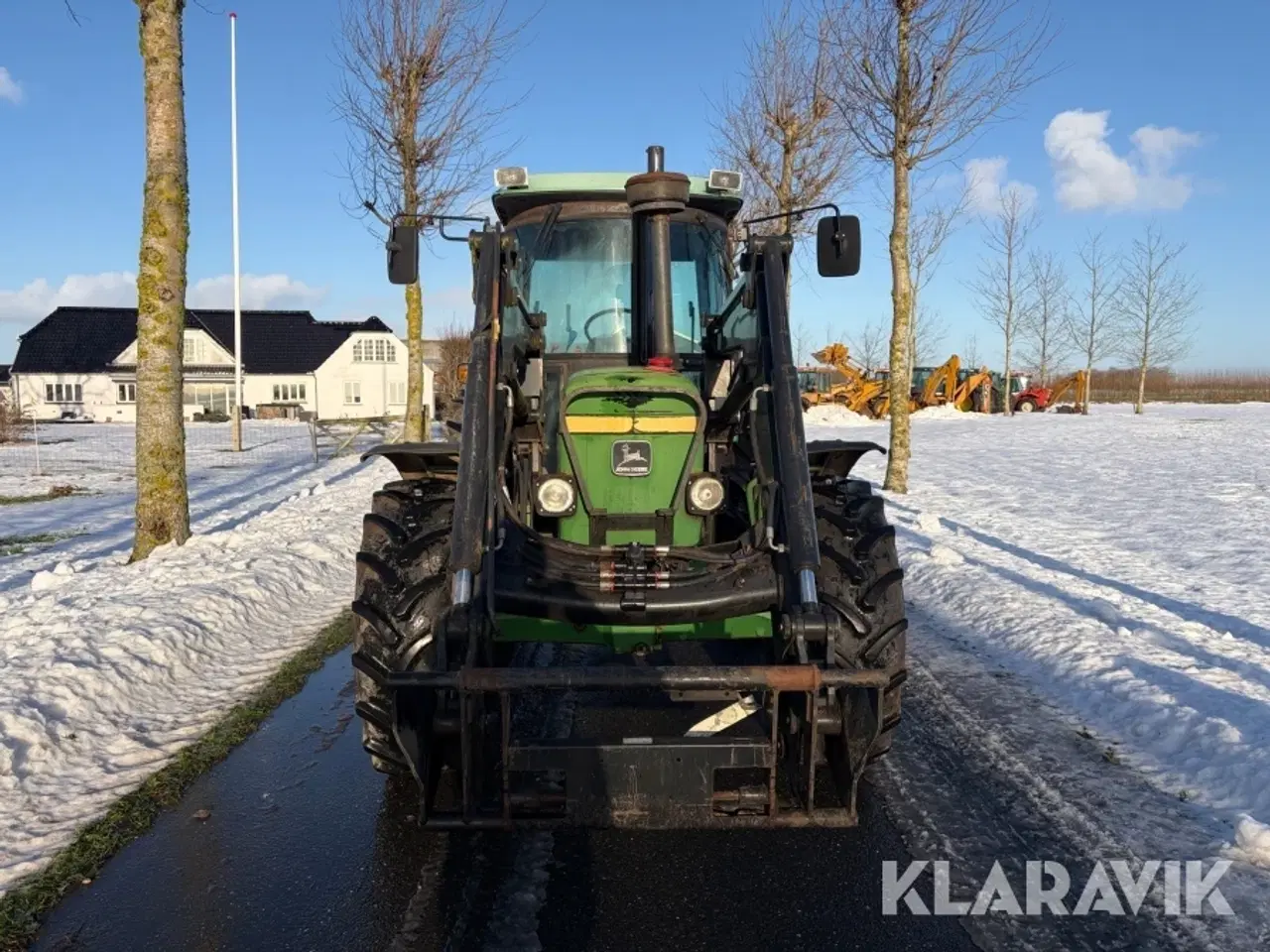 Billede 8 - Traktor John Deere 2140 med frontlift