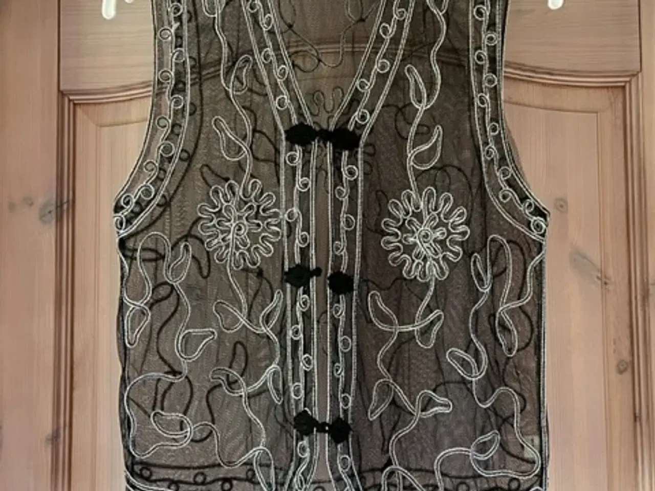 Billede 1 - Vest til dame 