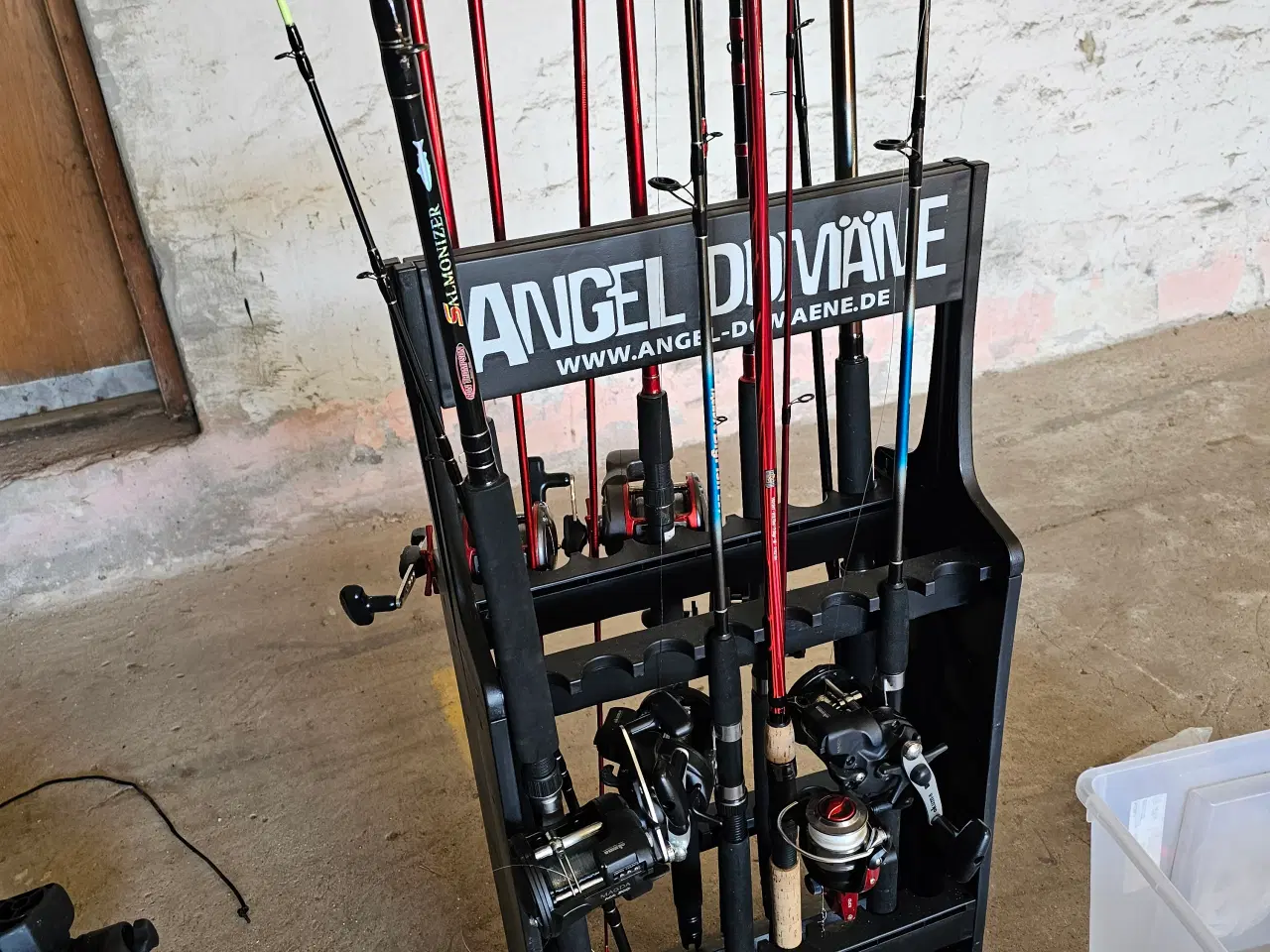 Billede 1 - 8 Hav og Pilk stænger med hjul sælges