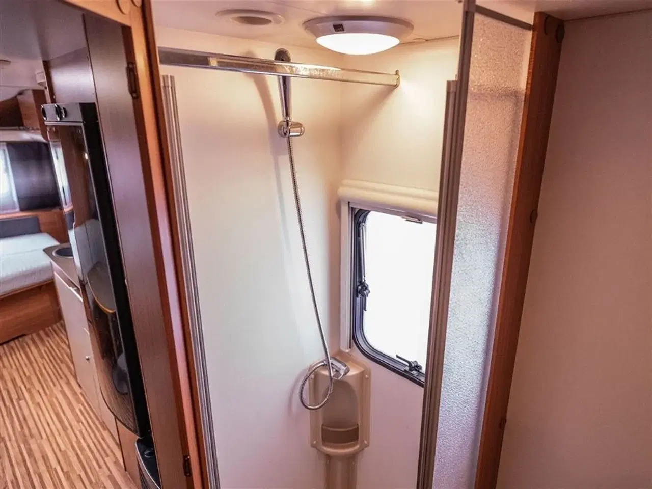 Billede 30 - 2013 - Adria Adora 563 PT   Rigtig fin vogn med køjer og dobbeltseng