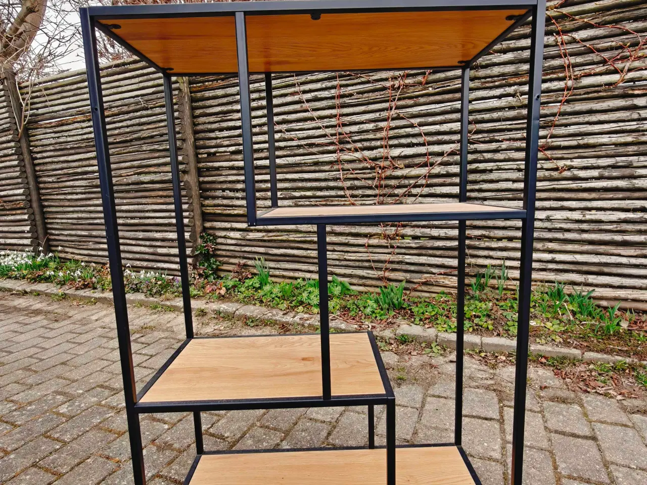 Billede 2 - Reol metaltræ med åbne hylder sort og træfarvet