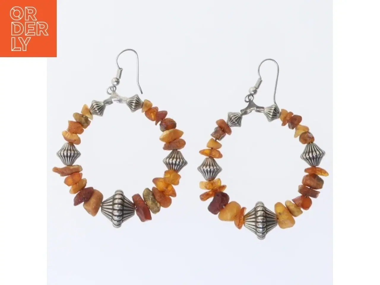 Billede 1 - Håndlavede øreringe med rav (str. Ø 4,5 cm)