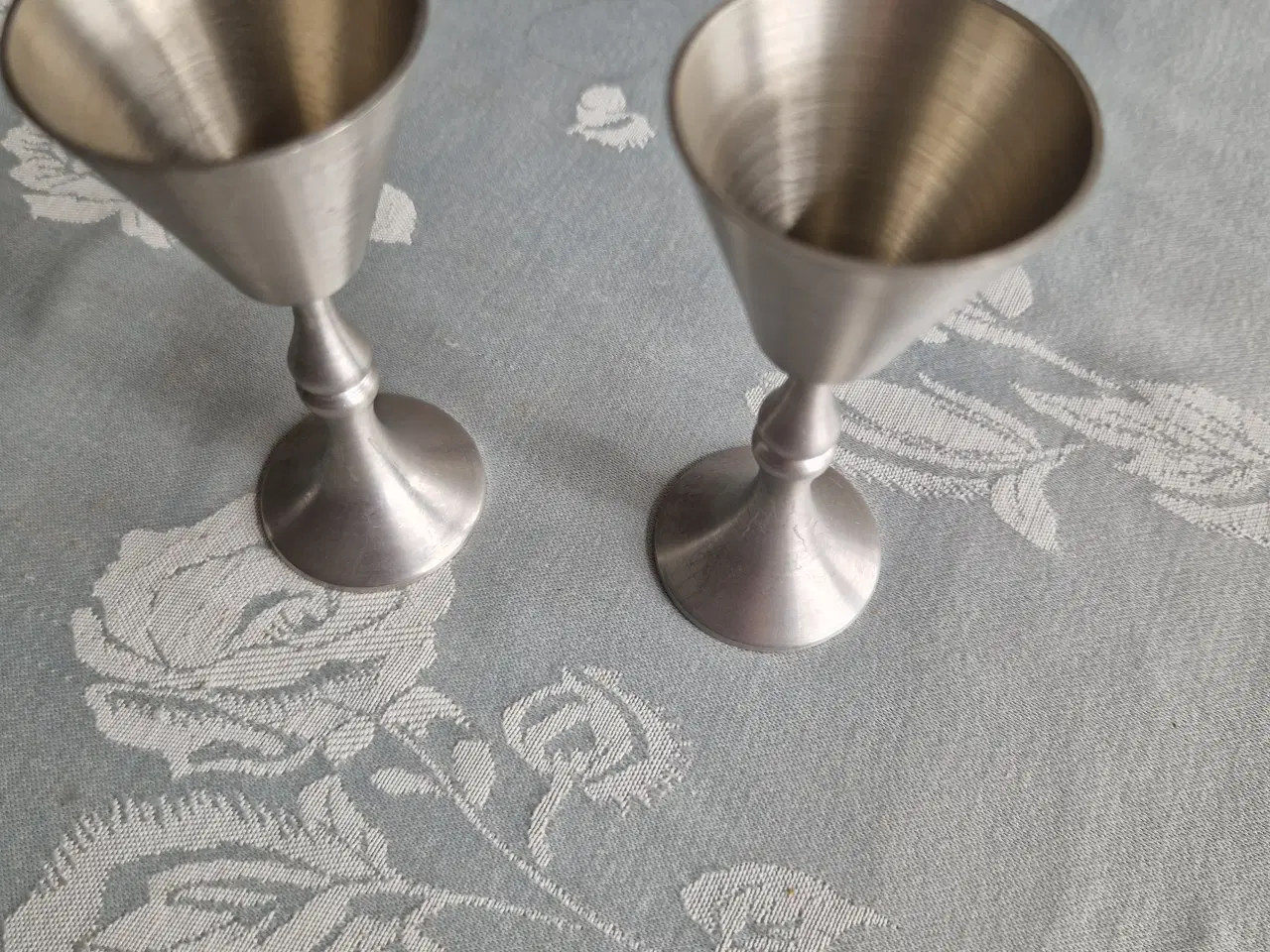 Billede 1 - 2 snapseglas i tin